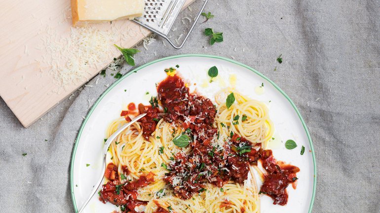 Spaghettis a la bolognaise de salsiccia
